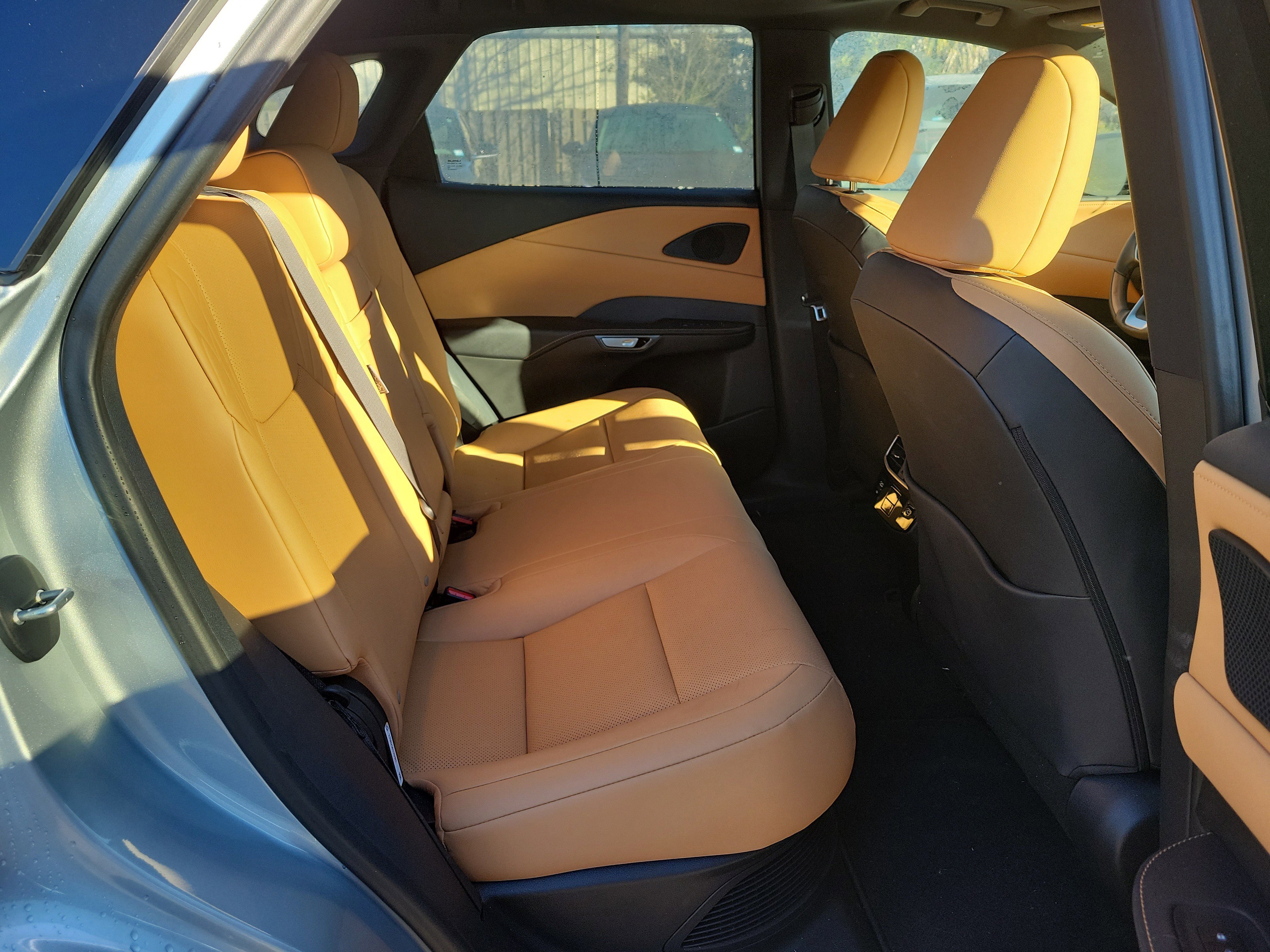 Used 2025 Lexus RX 350h image 12