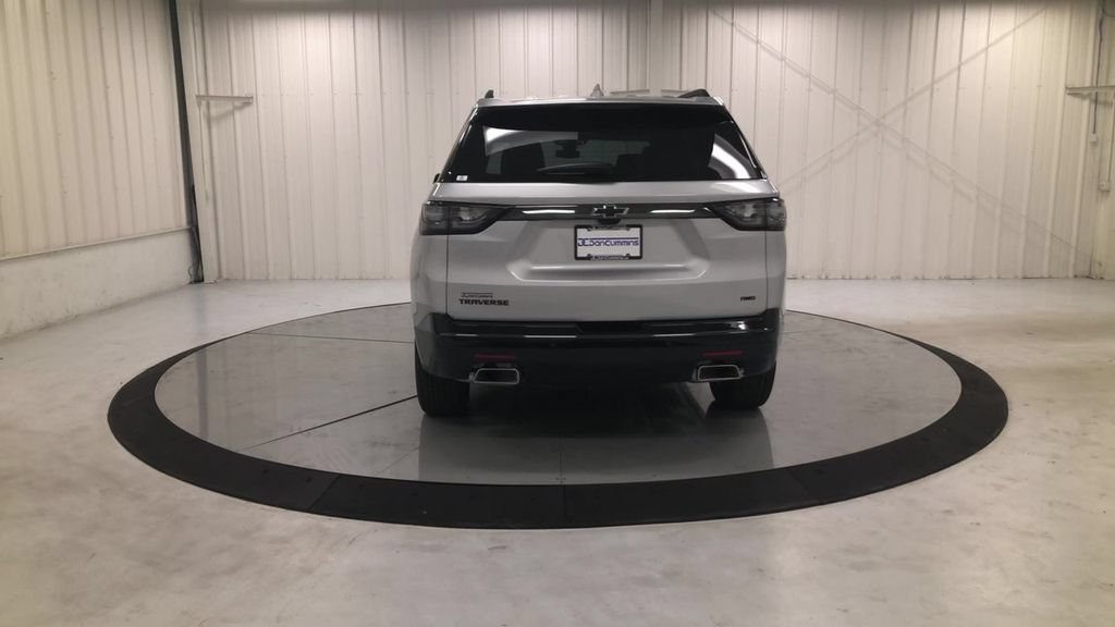 Used 2020 Chevrolet Traverse Premier w/ Redline Edition AWD/4WD image 7