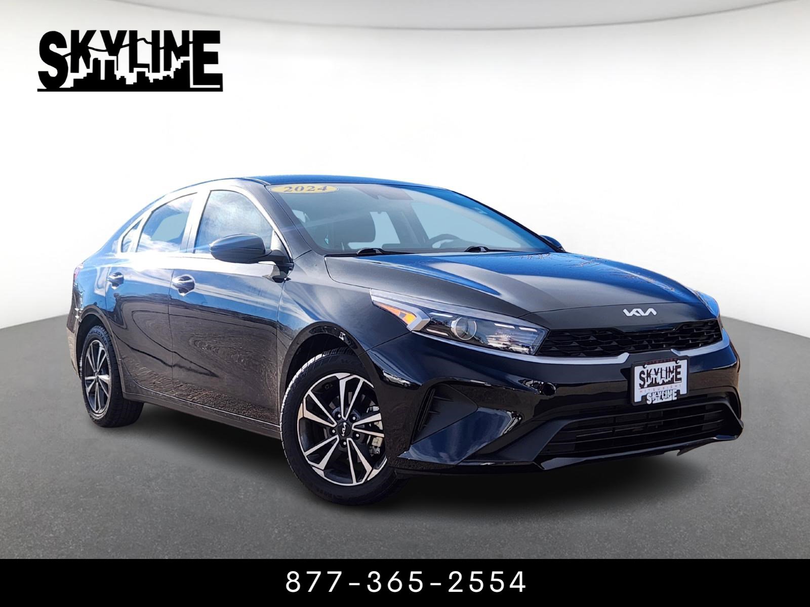 Used 2024 Kia Forte LX image 1