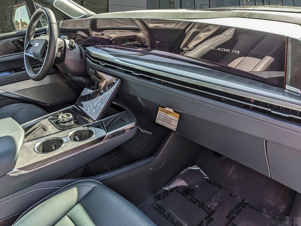 New 2025 Cadillac Escalade IQ Sport 2 image 24