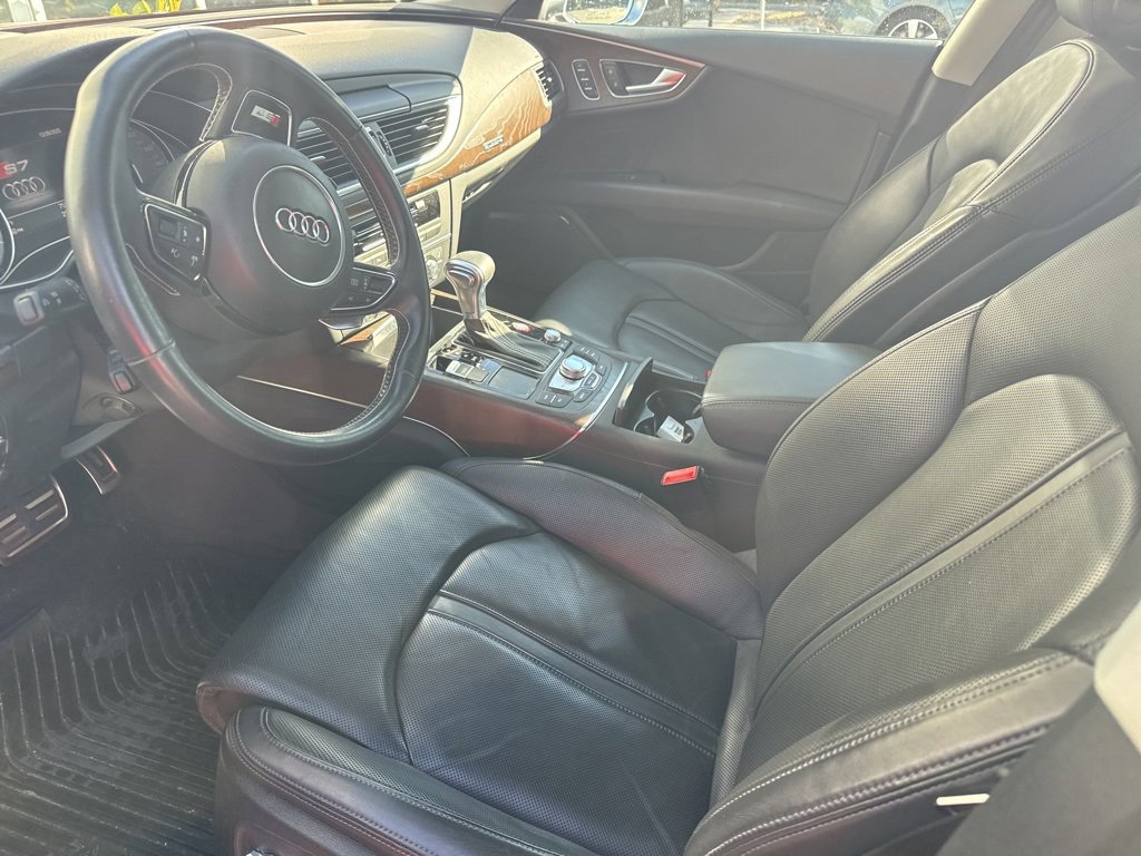 Used 2013 Audi S7 Prestige image 2