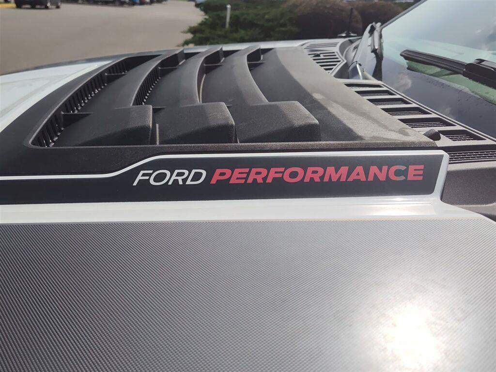 Used 2018 Ford F150 Raptor w/ Equipment Group 802A Luxury AWD/4WD image 5