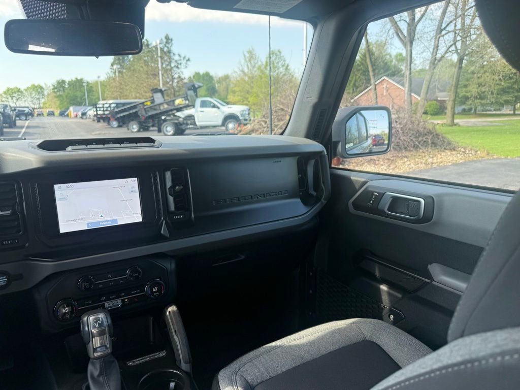 Used 2023 Ford Bronco Big Bend w/ Sasquatch Package AWD/4WD image 40