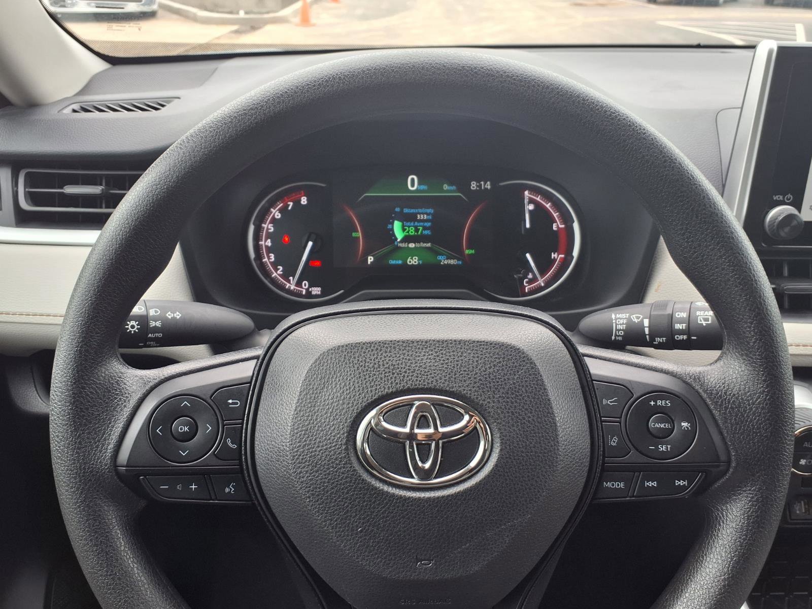 Certified 2025 Toyota RAV4 XLE FWD image 18