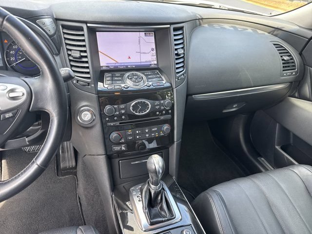 Used 2014 INFINITI QX70 AWD w/ Premium Package image 29