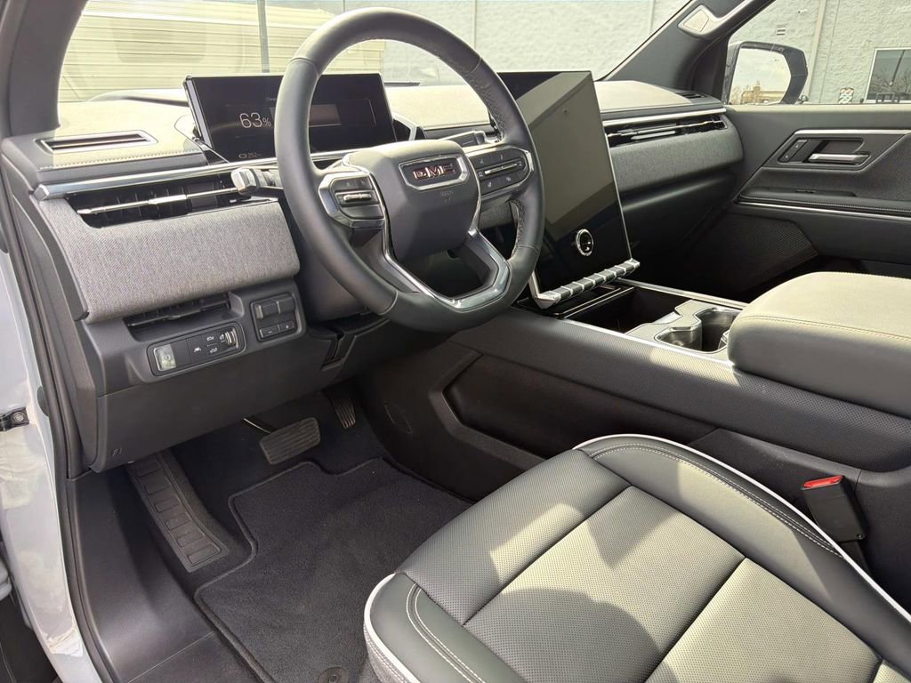 Used 2026 GMC Sierra EV Elevation image 25