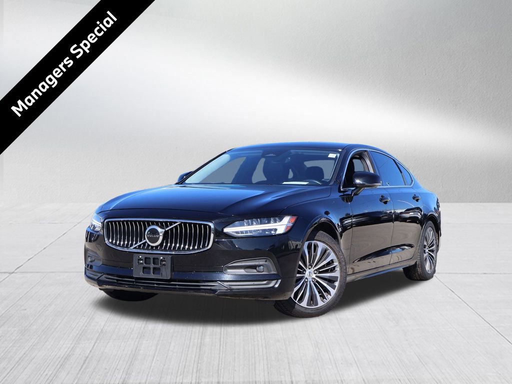 Used 2022 Volvo S90 B6 Momentum