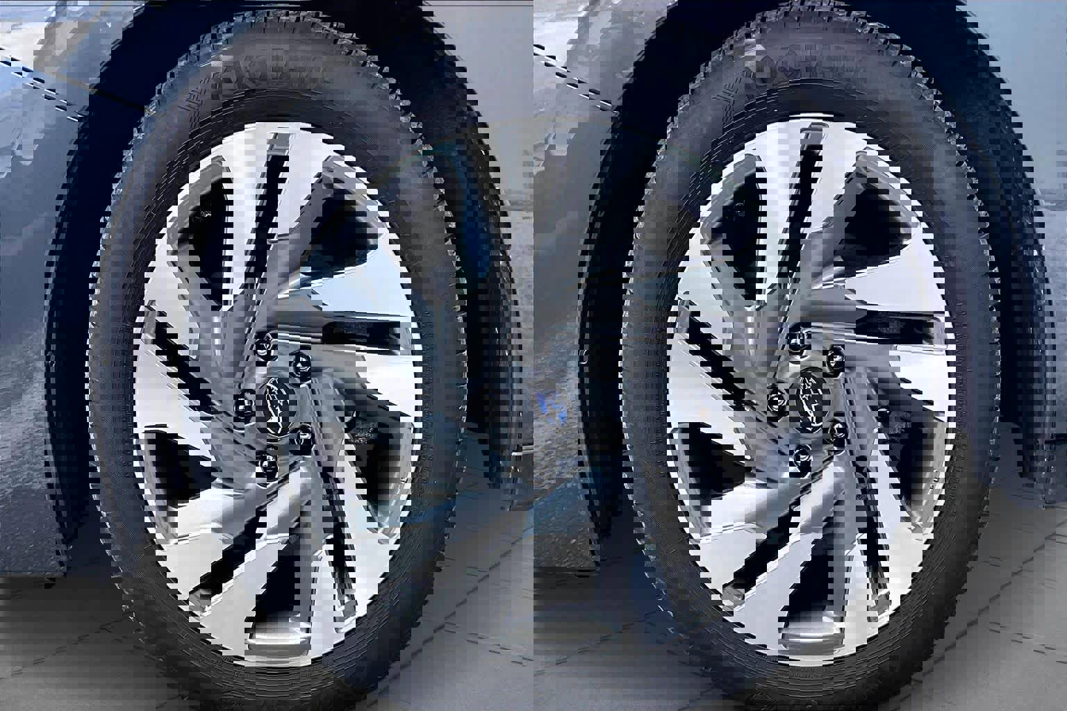 Used 2024 Subaru Legacy Limited image 11