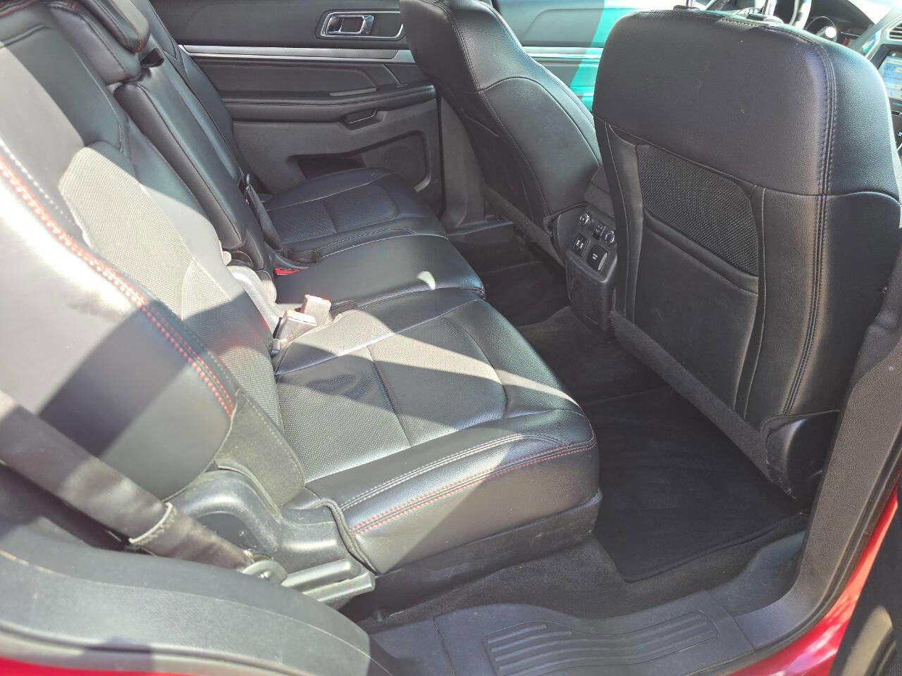Used 2017 Ford Explorer Sport w/ Equipment Group 401A image 29