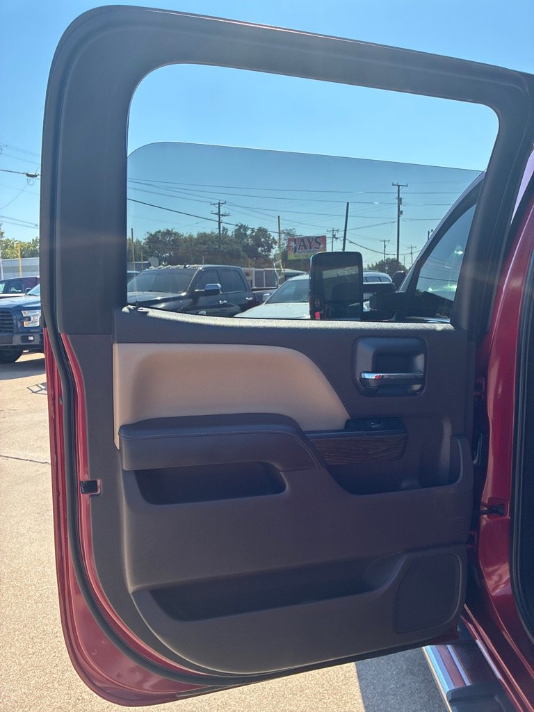 Used 2018 GMC Sierra 2500 Denali w/ Duramax Plus Package image 10