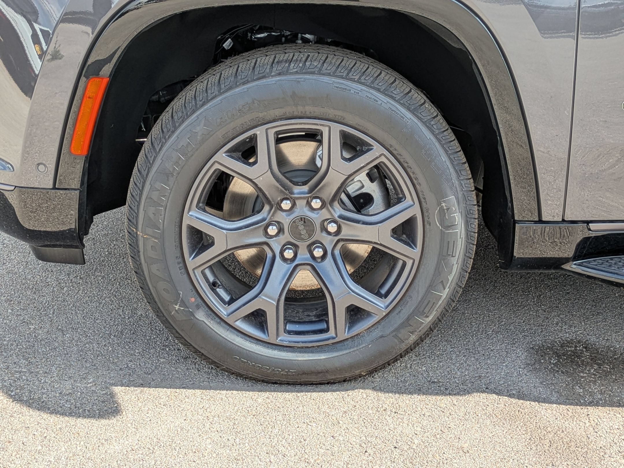New 2026 Jeep Grand Wagoneer Limited AWD/4WD image 25