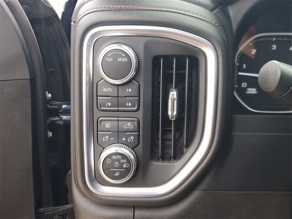 Used 2022 GMC Sierra 2500 AT4 w/ AT4 Preferred Package image 20