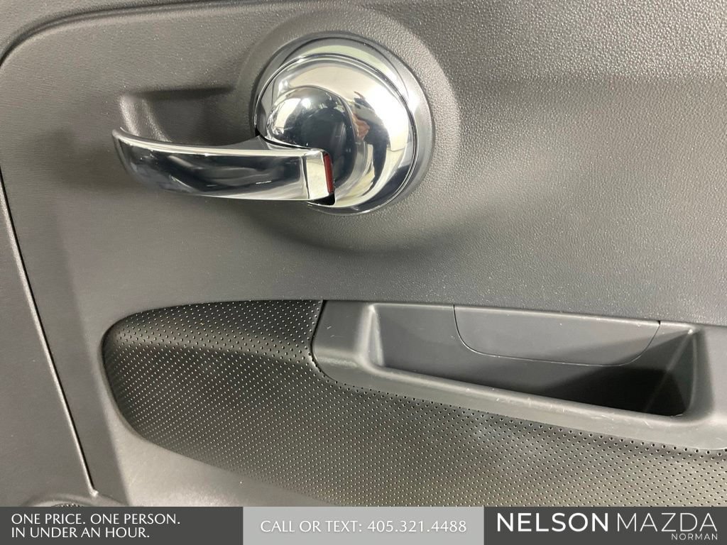 Used 2018 FIAT 500 Pop w/ Urbana Appearance Package FWD image 18