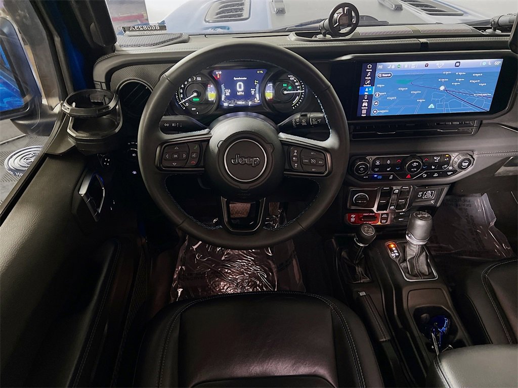 Used 2024 Jeep Wrangler Unlimited Rubicon 4xe image 21
