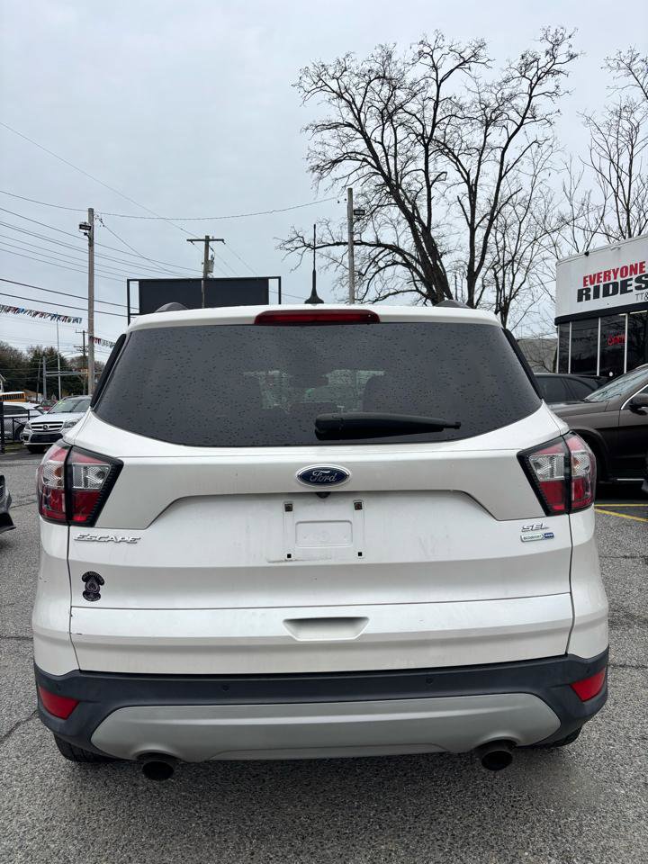 Used 2018 Ford Escape SEL w/ Ford Safe & Smart Package image 5