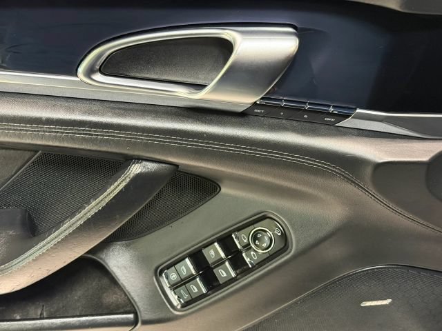 Used 2012 Porsche Panamera S RWD image 11