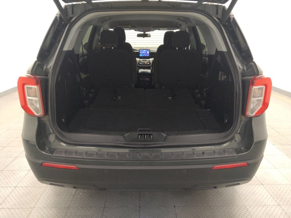 Used 2021 Ford Explorer XLT image 29