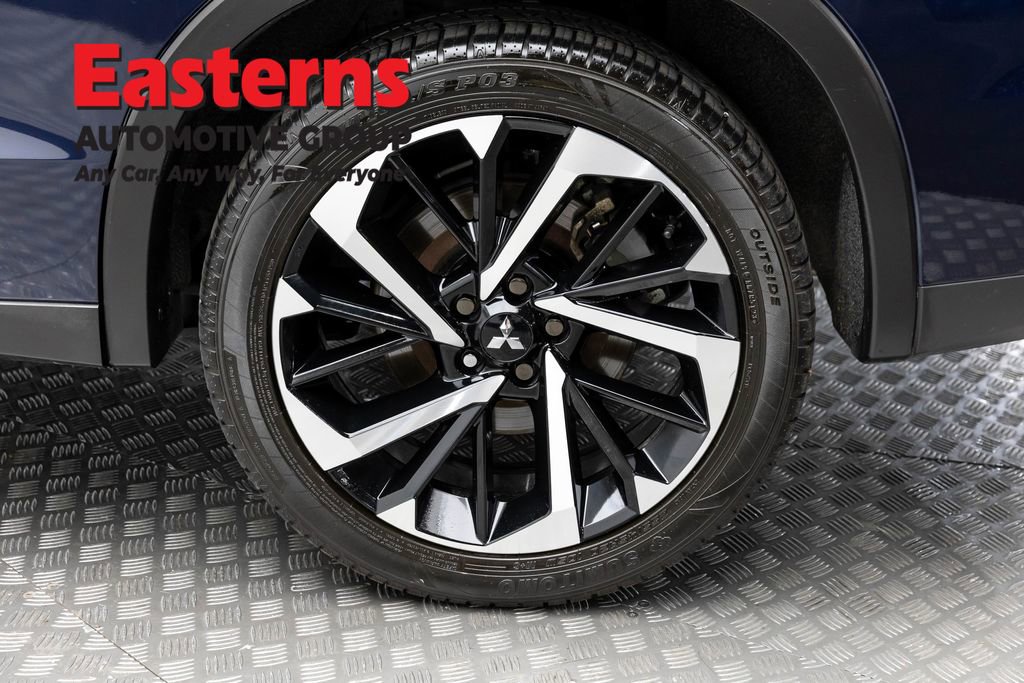 Used 2022 Mitsubishi Outlander SE AWD/4WD image 8