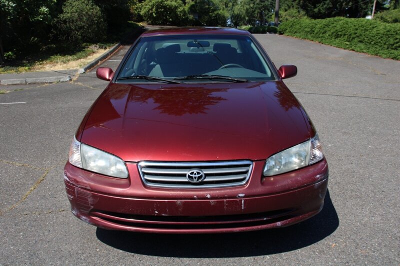 Used 2000 Toyota Camry LE FWD image 9