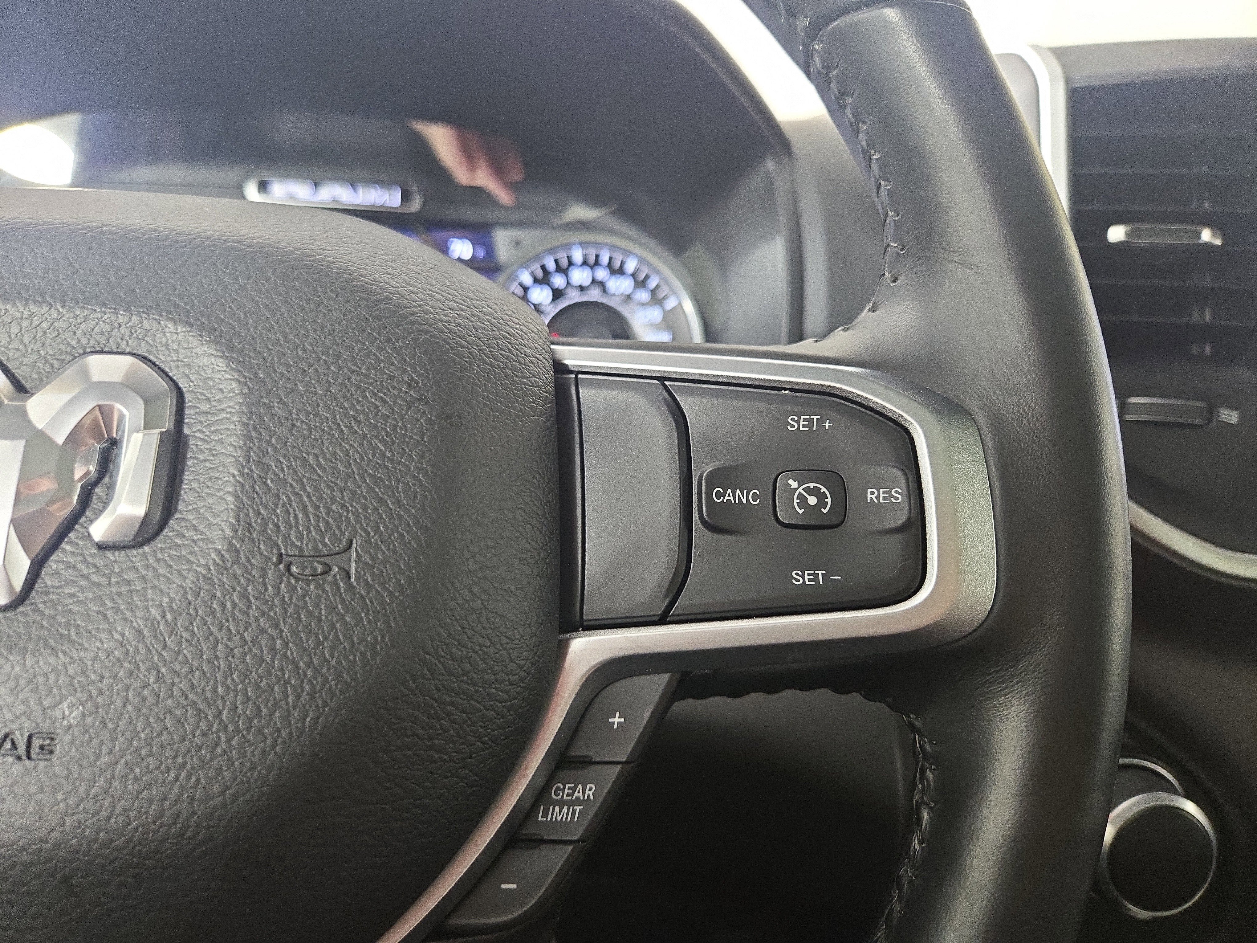 Certified 2022 RAM 1500 Big Horn image 17