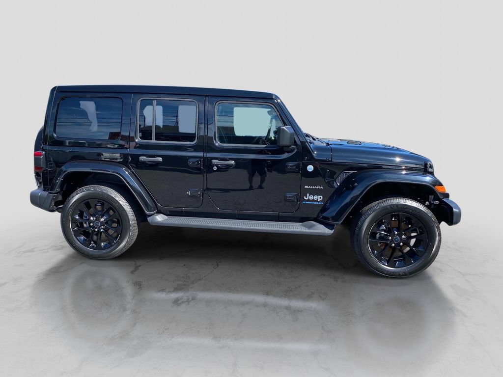 Certified 2024 Jeep Wrangler Unlimited Sahara AWD/4WD image 10