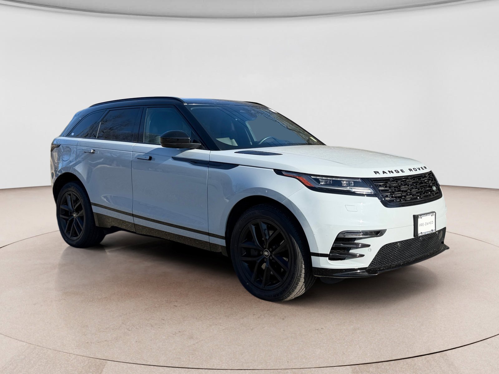 Used 2024 Land Rover Range Rover Velar Dynamic SE AWD/4WD image 7
