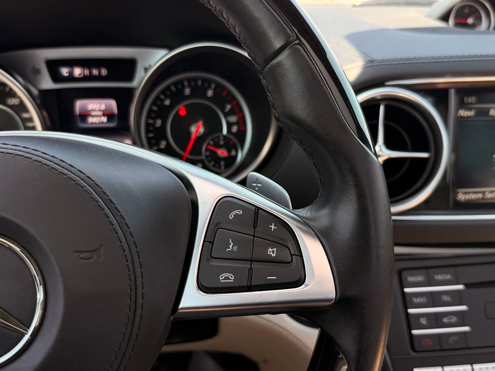 Used 2017 Mercedes-Benz SL 450 image 23