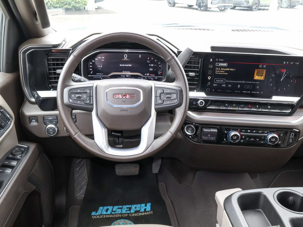 Used 2025 GMC Sierra 1500 SLT AWD/4WD image 16