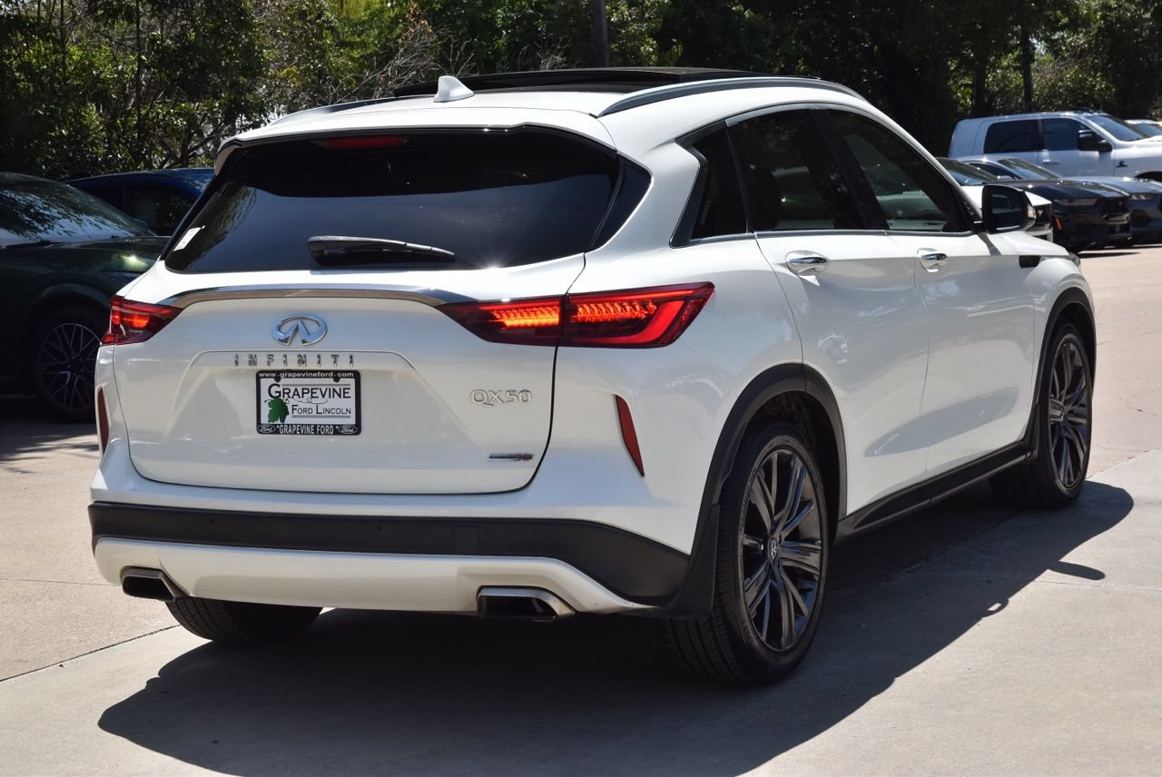 Used 2020 INFINITI QX50 Essential w/ Edition 30 Package FWD image 8