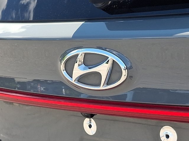 Used 2023 Hyundai Santa Fe SEL AWD/4WD image 33