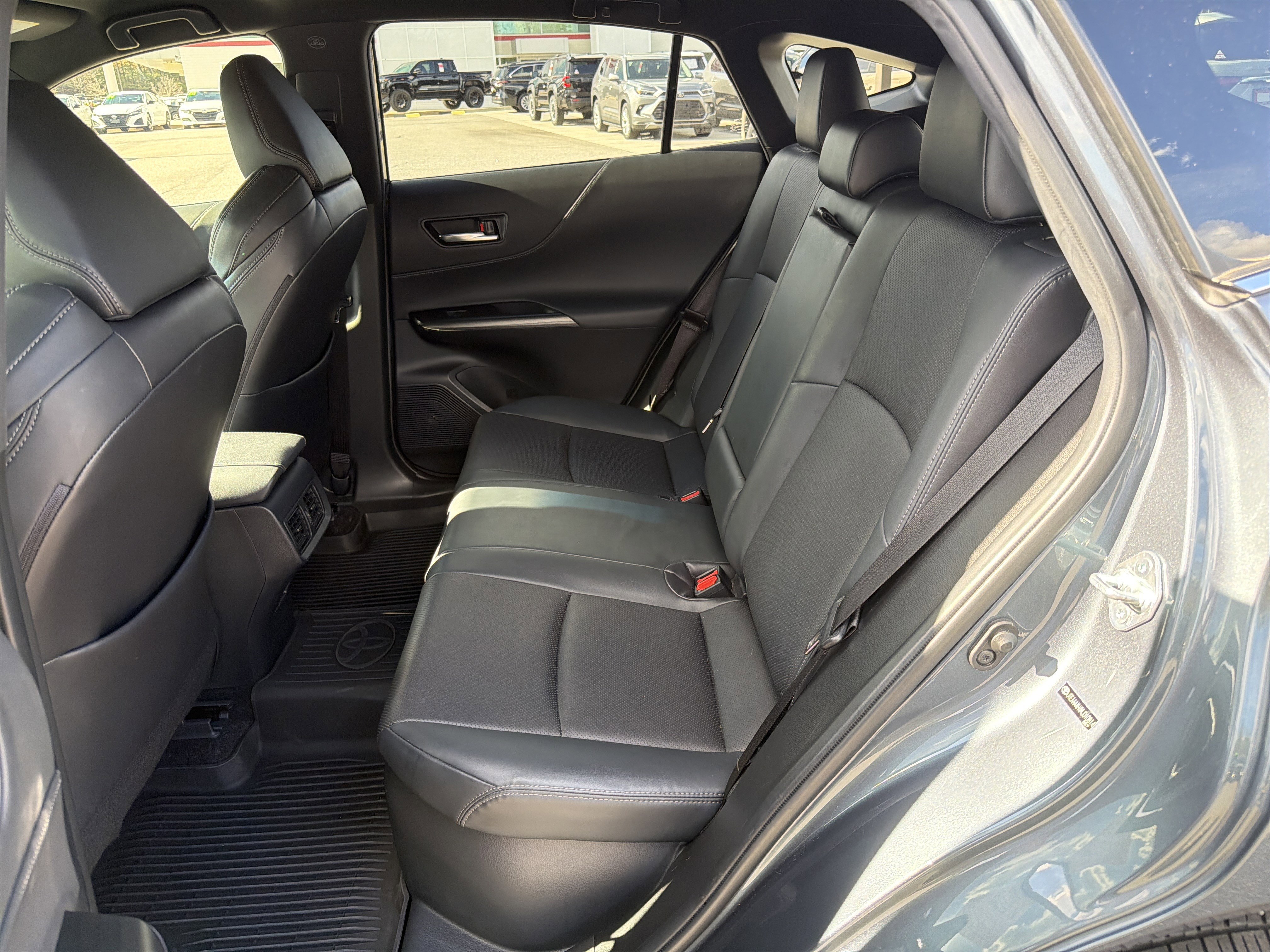 Certified 2021 Toyota Venza XLE w/ Softex Package image 35