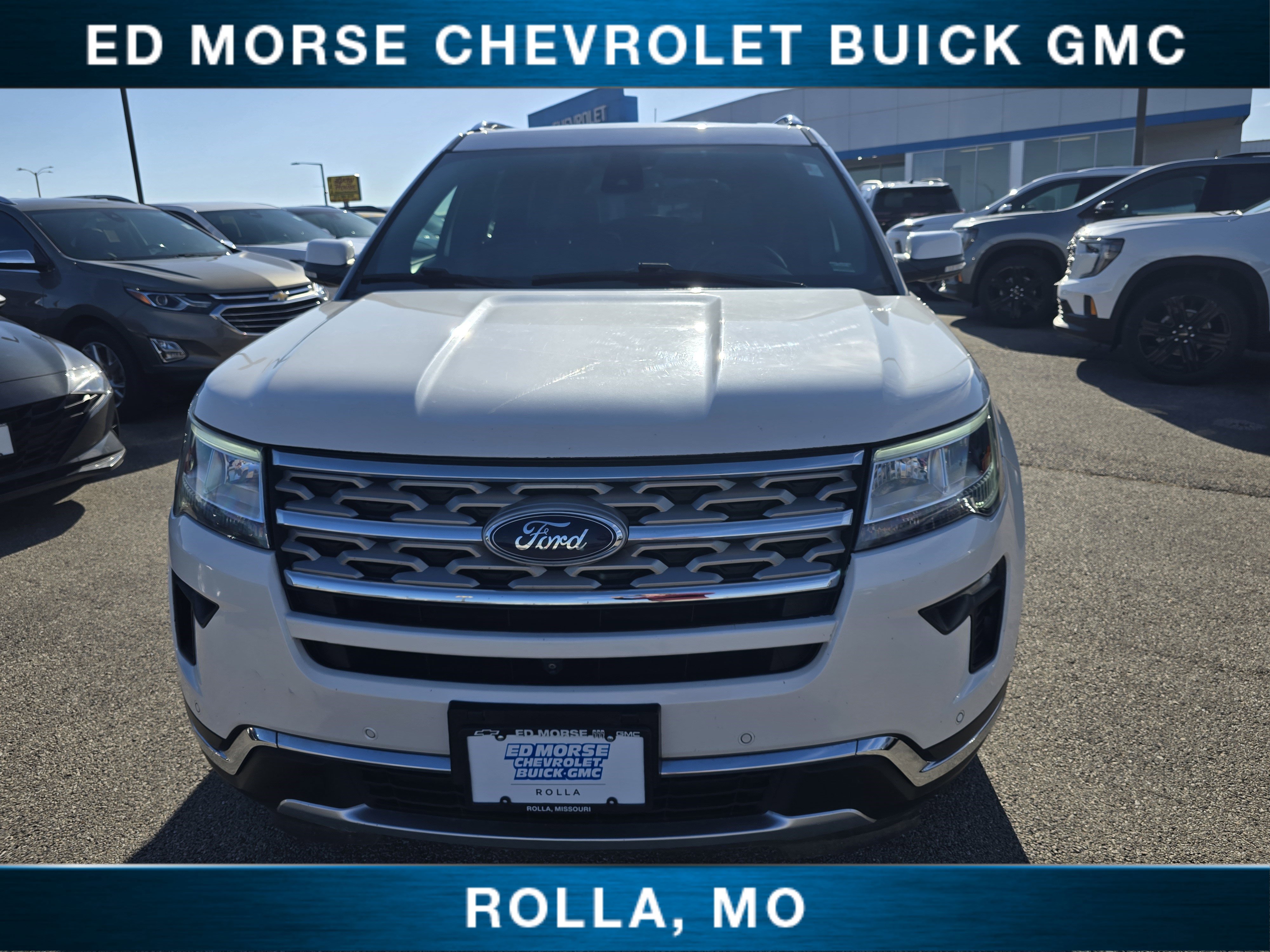 Used 2019 Ford Explorer Limited w/ Ford Safe & Smart Package image 8