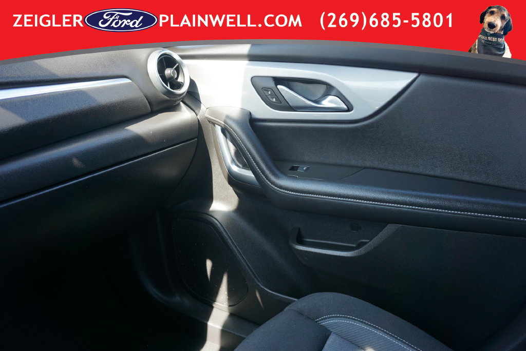 Used 2024 Chevrolet Blazer LT w/ Convenience Package FWD image 32