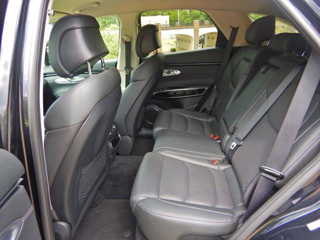 Used 2025 Genesis GV70 2.5T AWD/4WD image 13
