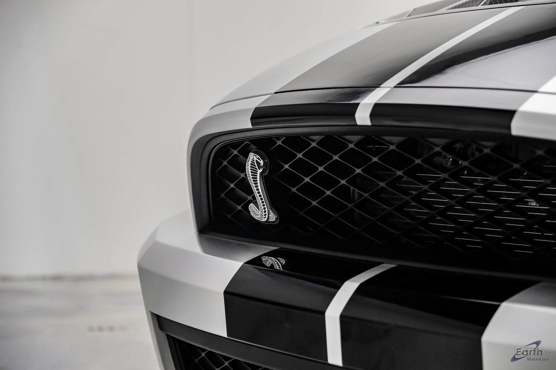 Used 2012 Ford Mustang Shelby GT500 w/ SVT Performance Pkg RWD image 37