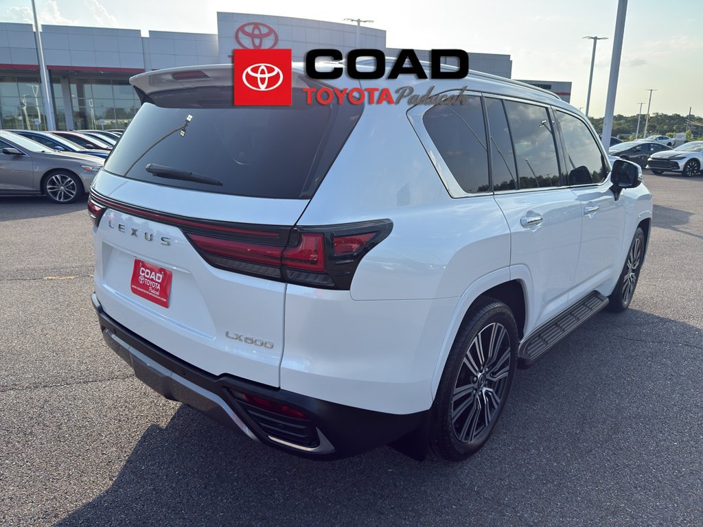 Used 2024 Lexus LX 600 4WD w/ Luxury Package image 5