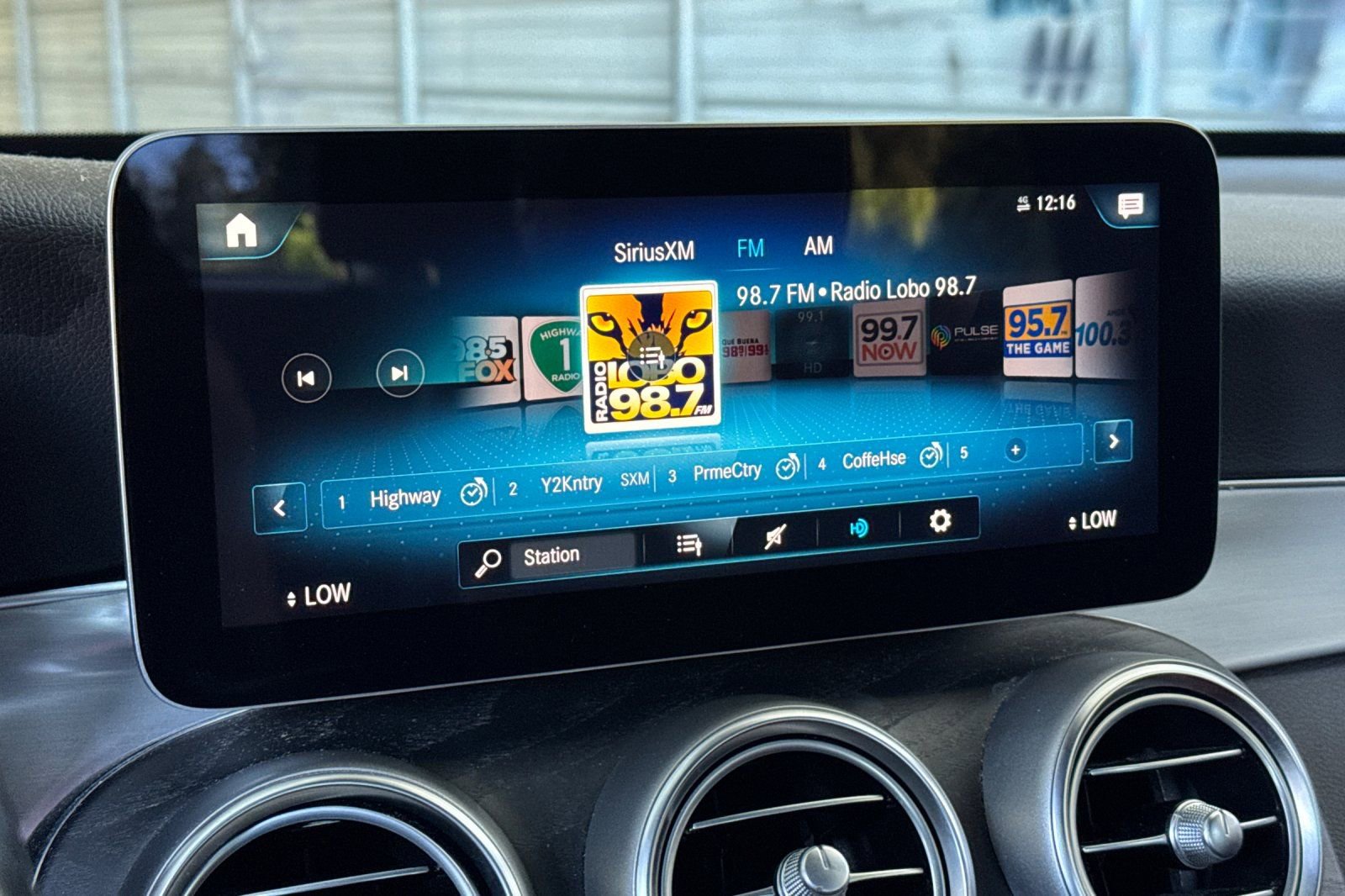 Used 2021 Mercedes-Benz GLC 300 4MATIC Coupe w/ AMG Line image 17