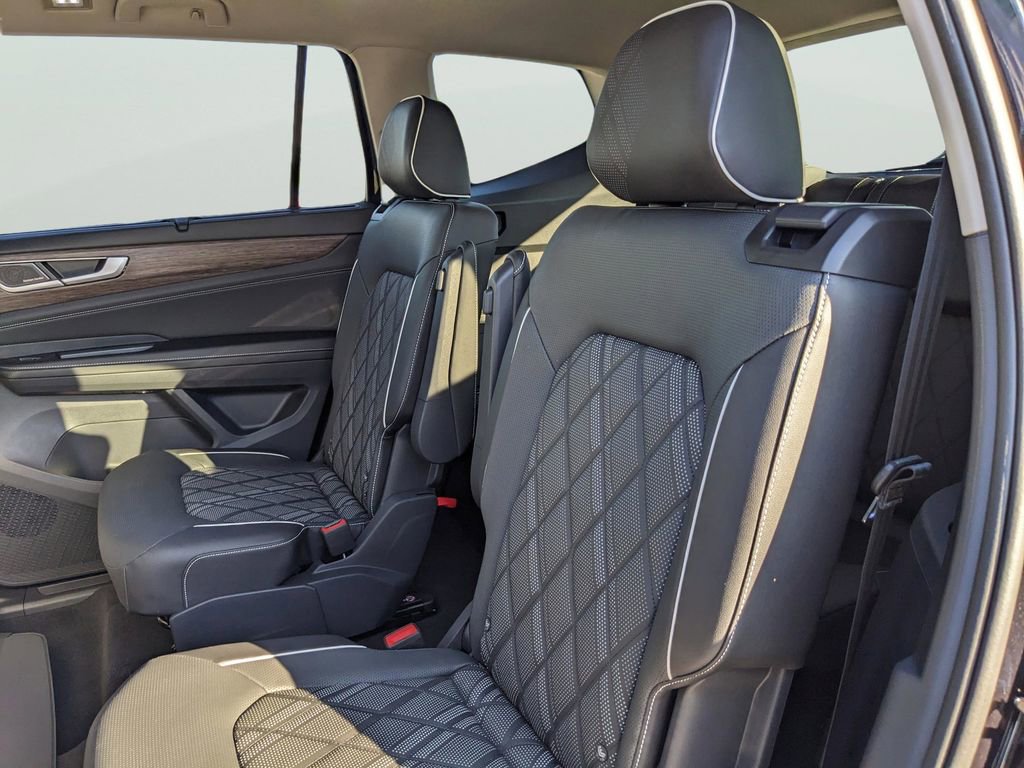 New 2026 Volkswagen Atlas SEL Premium R-Line image 17