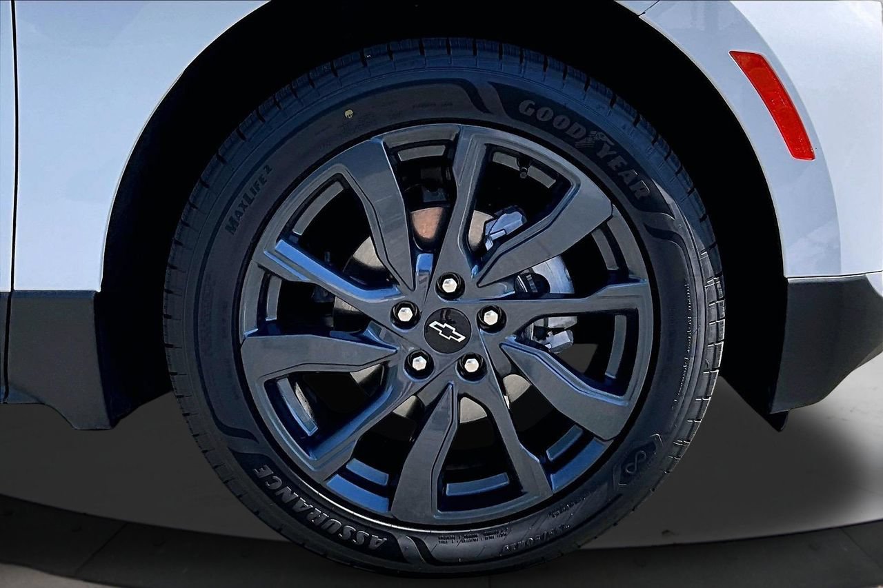 Used 2024 Chevrolet Equinox RS FWD image 31