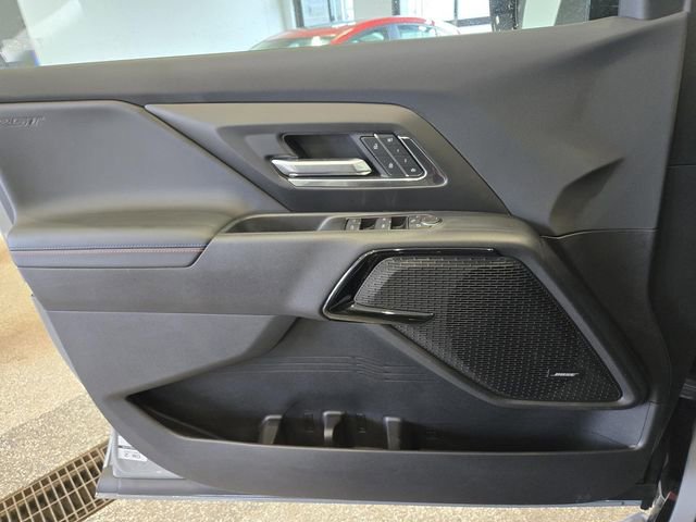 New 2025 Chevrolet Silverado EV RST image 28