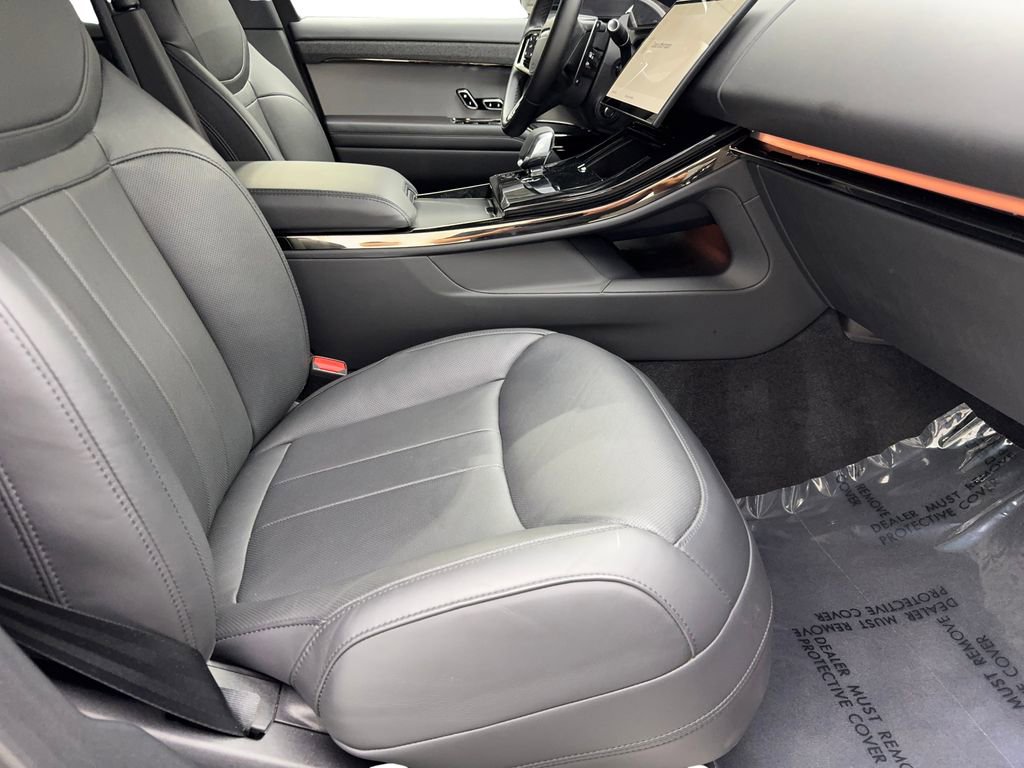 Used 2024 Land Rover Range Rover Sport Dynamic SE image 43