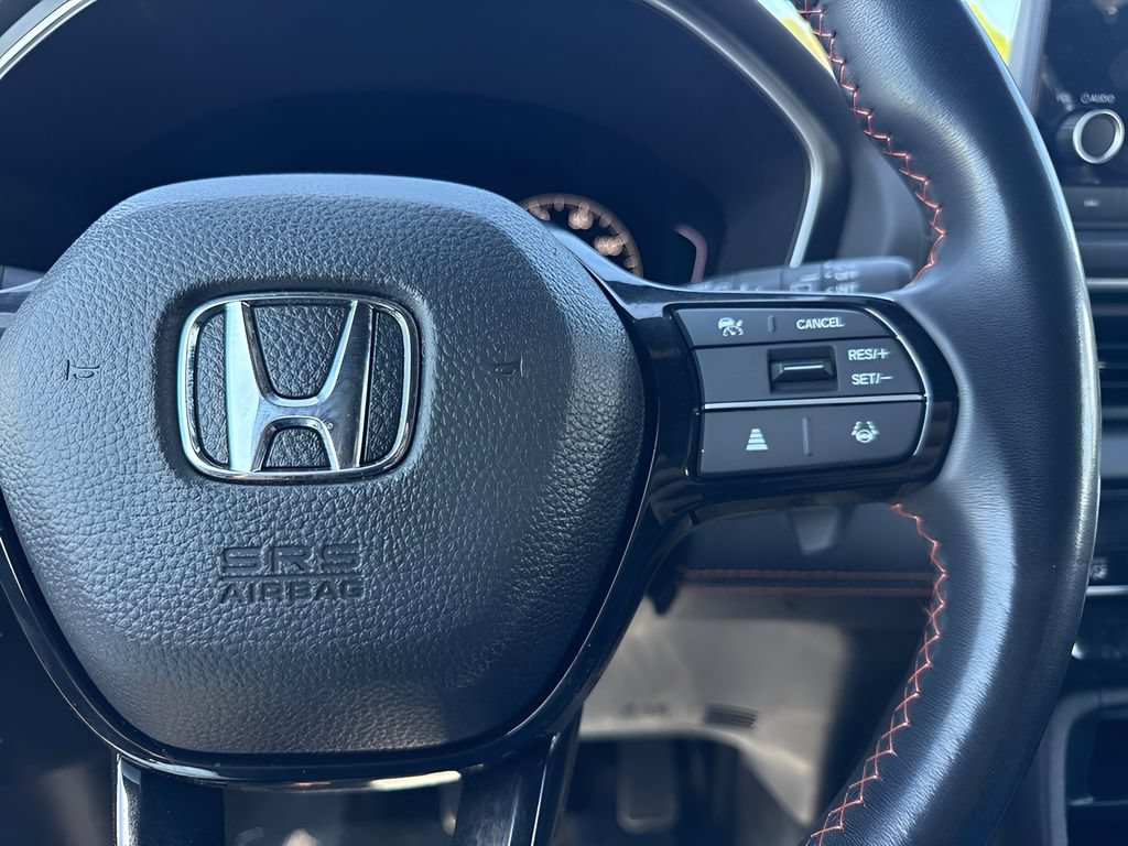 Used 2025 Honda Pilot Sport image 15