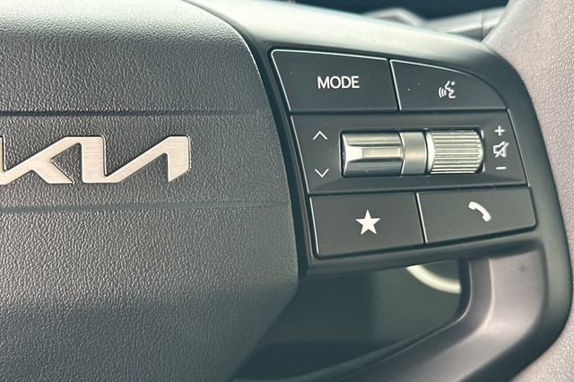 New 2026 Kia K4 FWD image 28