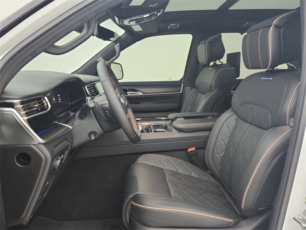 New 2025 Jeep Grand Wagoneer Series III w/ Rear Seat Video Group 1 image 2