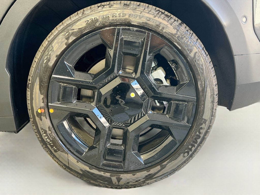New 2027 Kia EV3 Land AWD/4WD image 27
