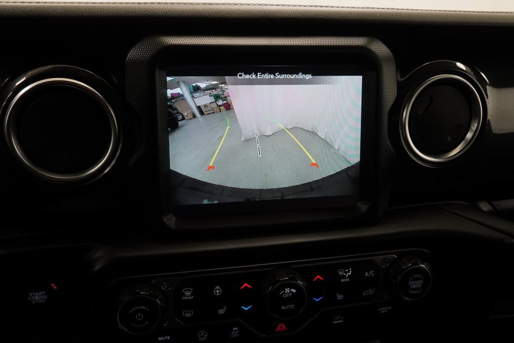 Certified 2022 Jeep Wrangler Unlimited Sahara image 32