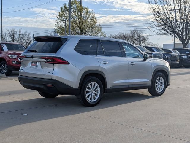 Used 2024 Toyota Grand Highlander XLE image 6