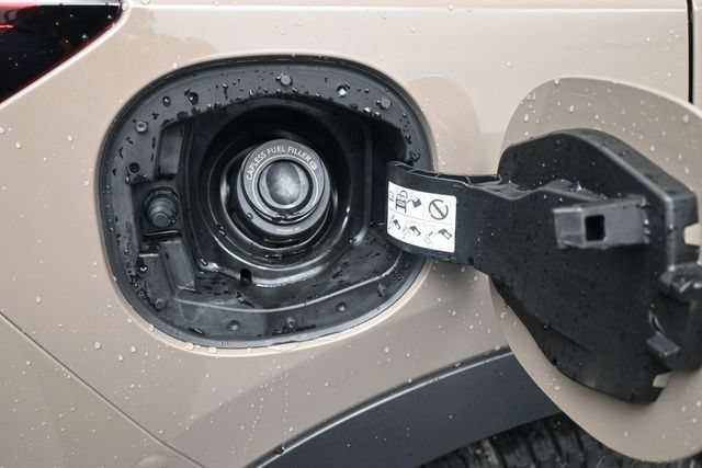 Used 2026 Nissan Rogue SV AWD/4WD image 18