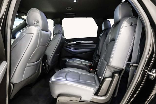 Used 2024 Buick Enclave Essence w/ LPO, Touring Package image 28