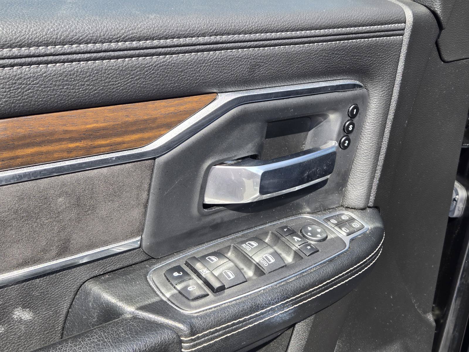 Used 2023 RAM 2500 Laramie AWD/4WD image 14